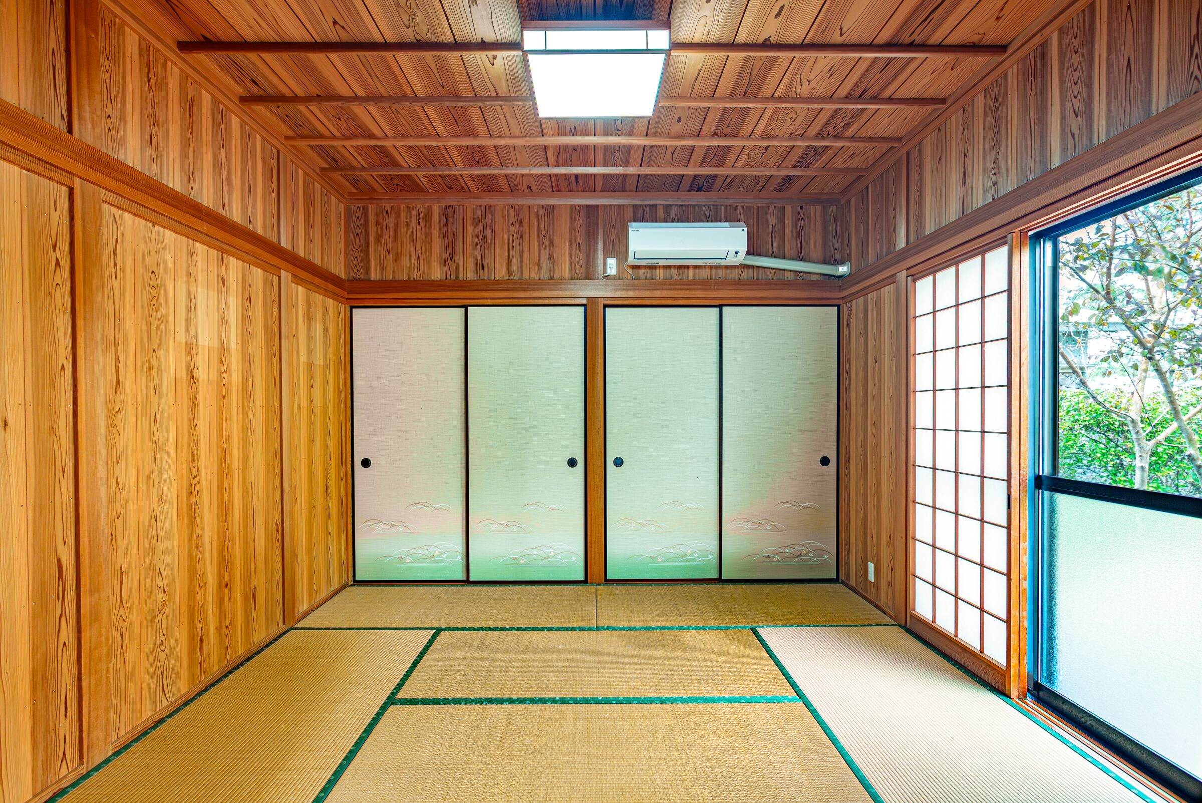 8-tatami mat Japanese-style room