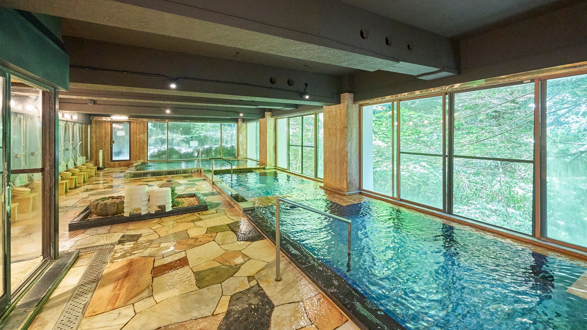 Spacious indoor bath