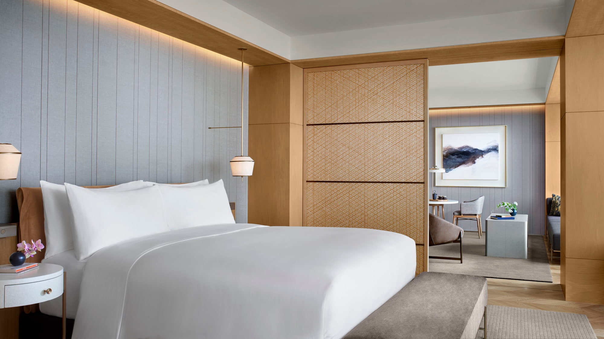 Deluxe King Suite
