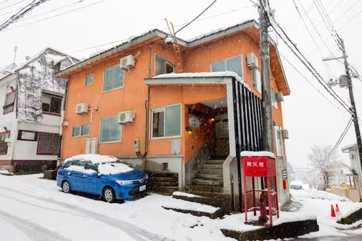 Hình ảnh bên ngoài của cơ sở.