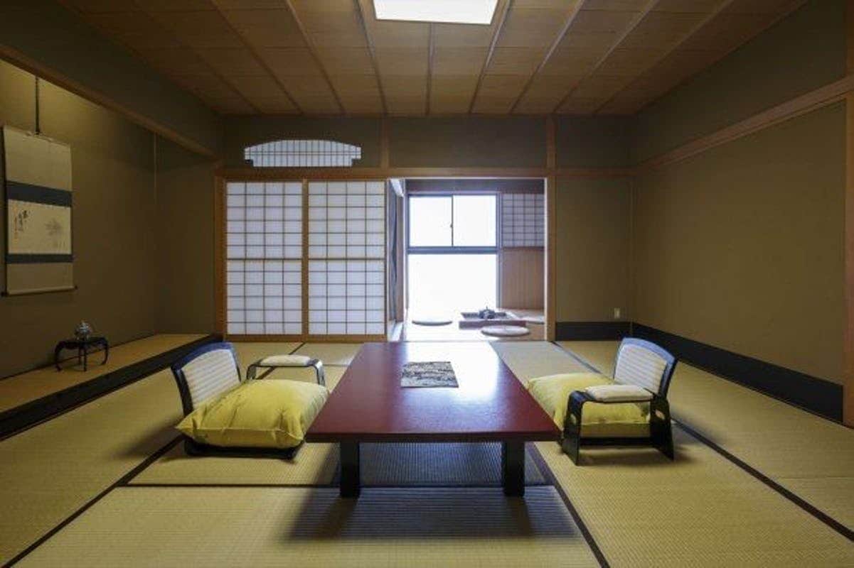 Japanese-style room with hearth