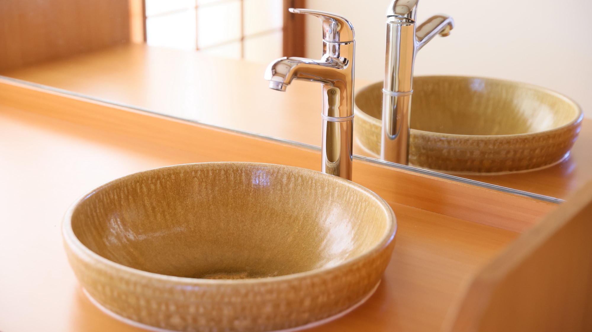 Phòng theo phong cách Nhật-Tây có bồn tắm nước nóng ngoài trời / 50-64 mét vuông [Jurakudai]