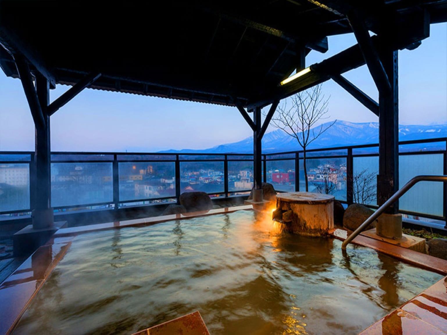 Open-air observation bath "Byobu-no-yu"