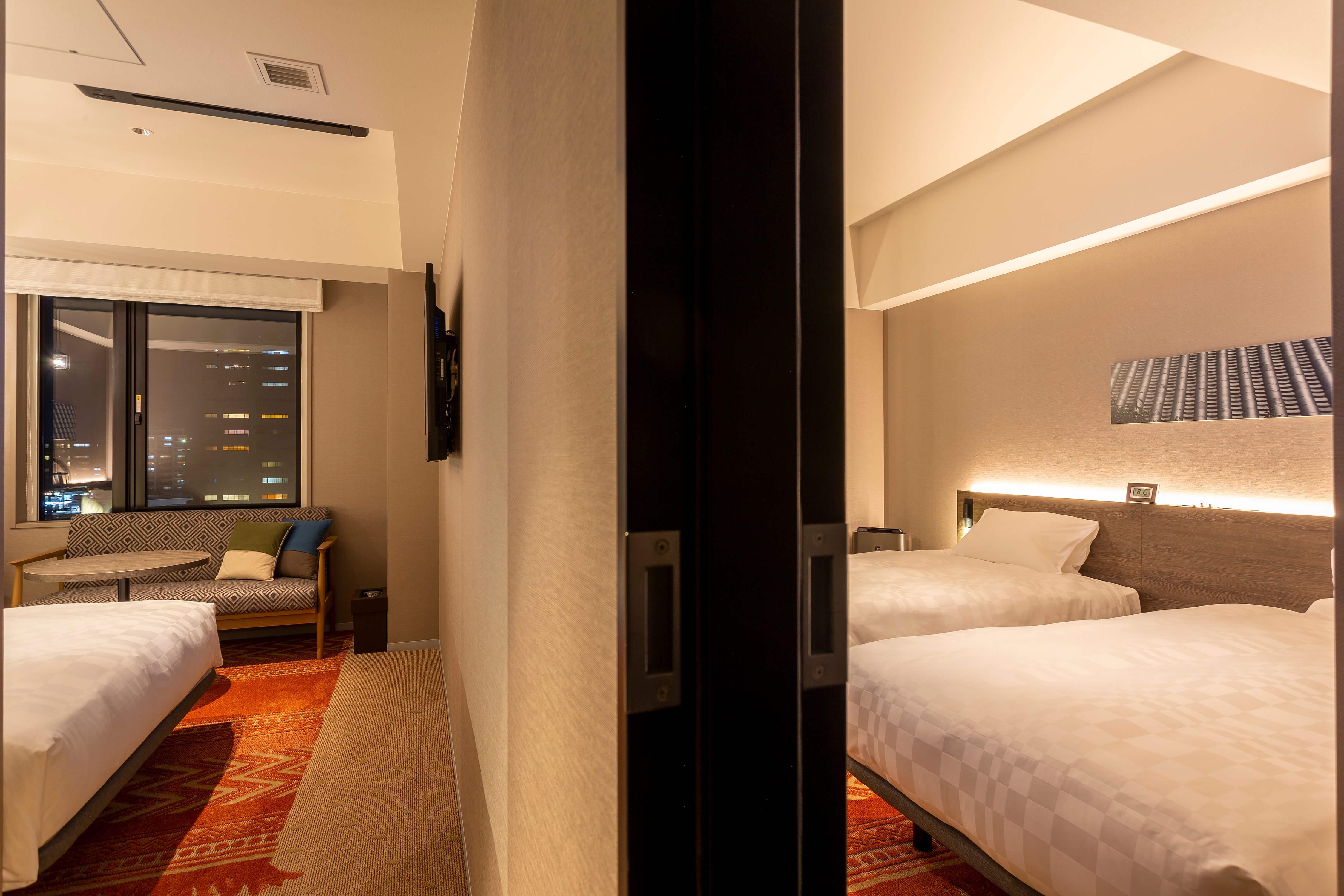 Connect room