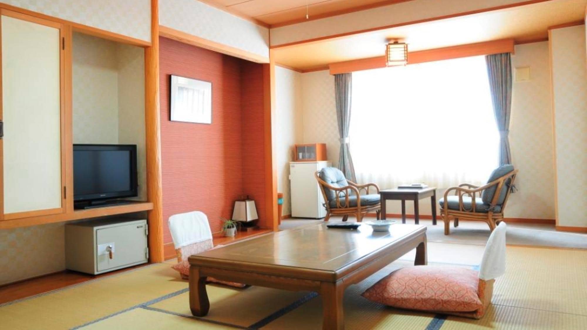 An example of a Japanese-style room with 10 tatami mats