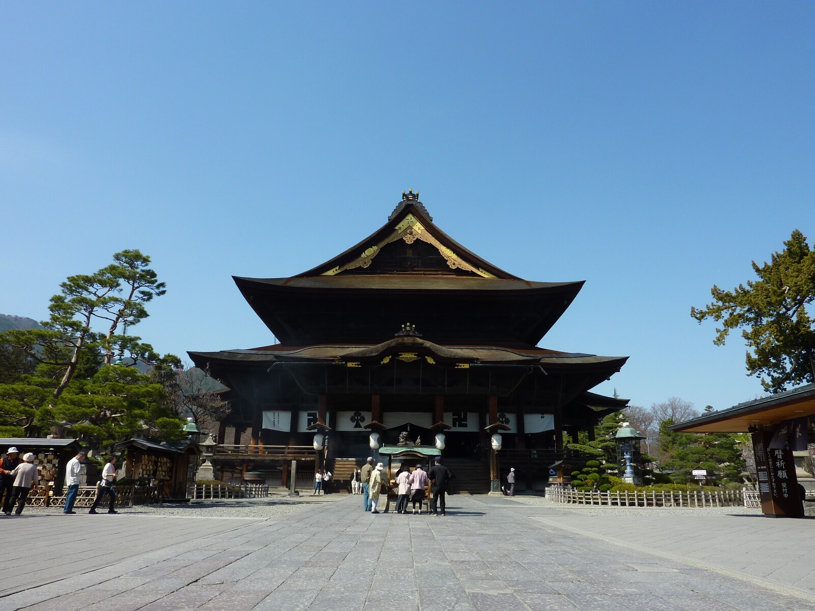 Nagano Zenkoji Temple