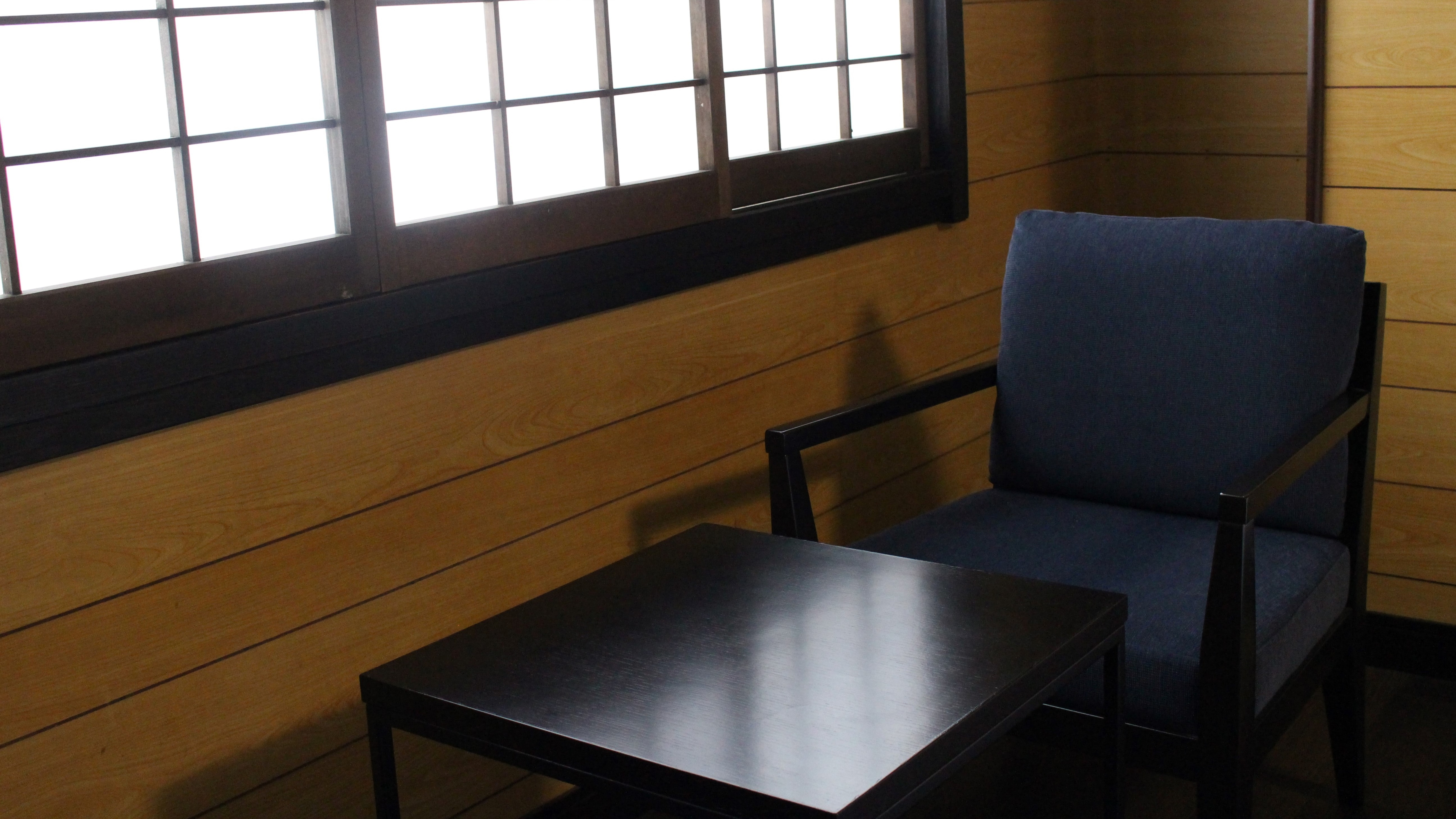 Japanese-style room 8 tatami twin