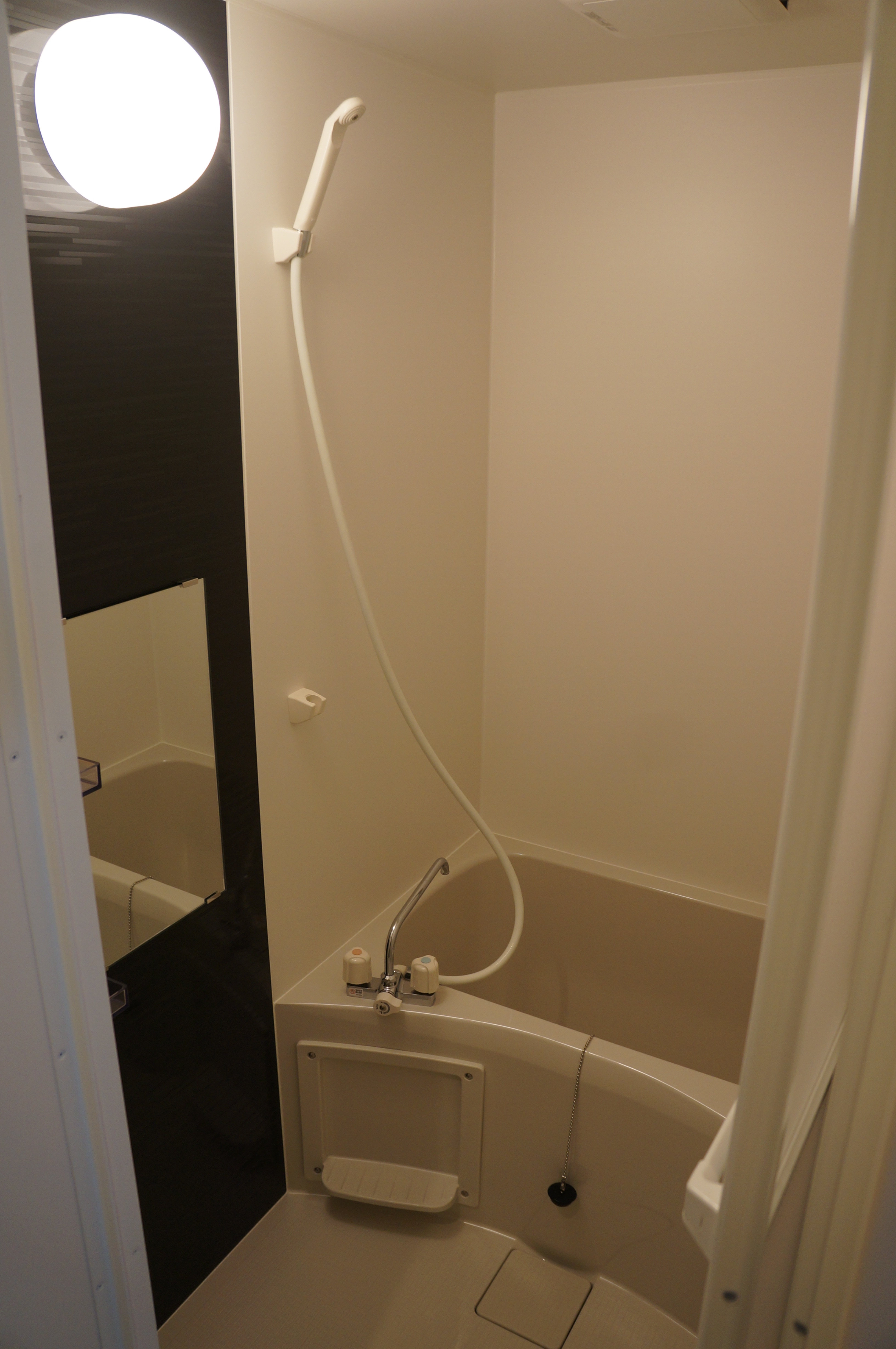 Private room bathroom