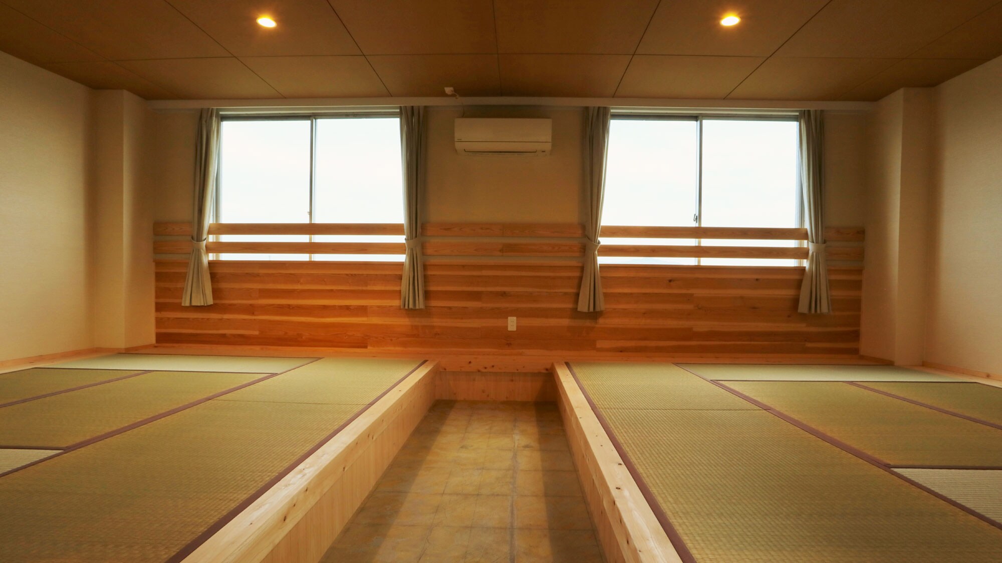 [Japanese-style room] Recommended for groups. OK for up to 6 adults (31m²)