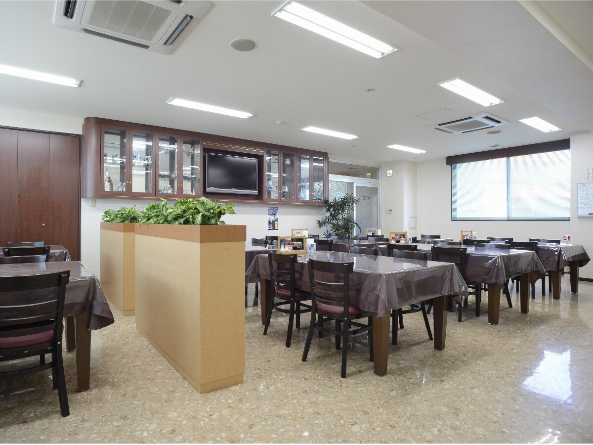 1st floor: Dining room