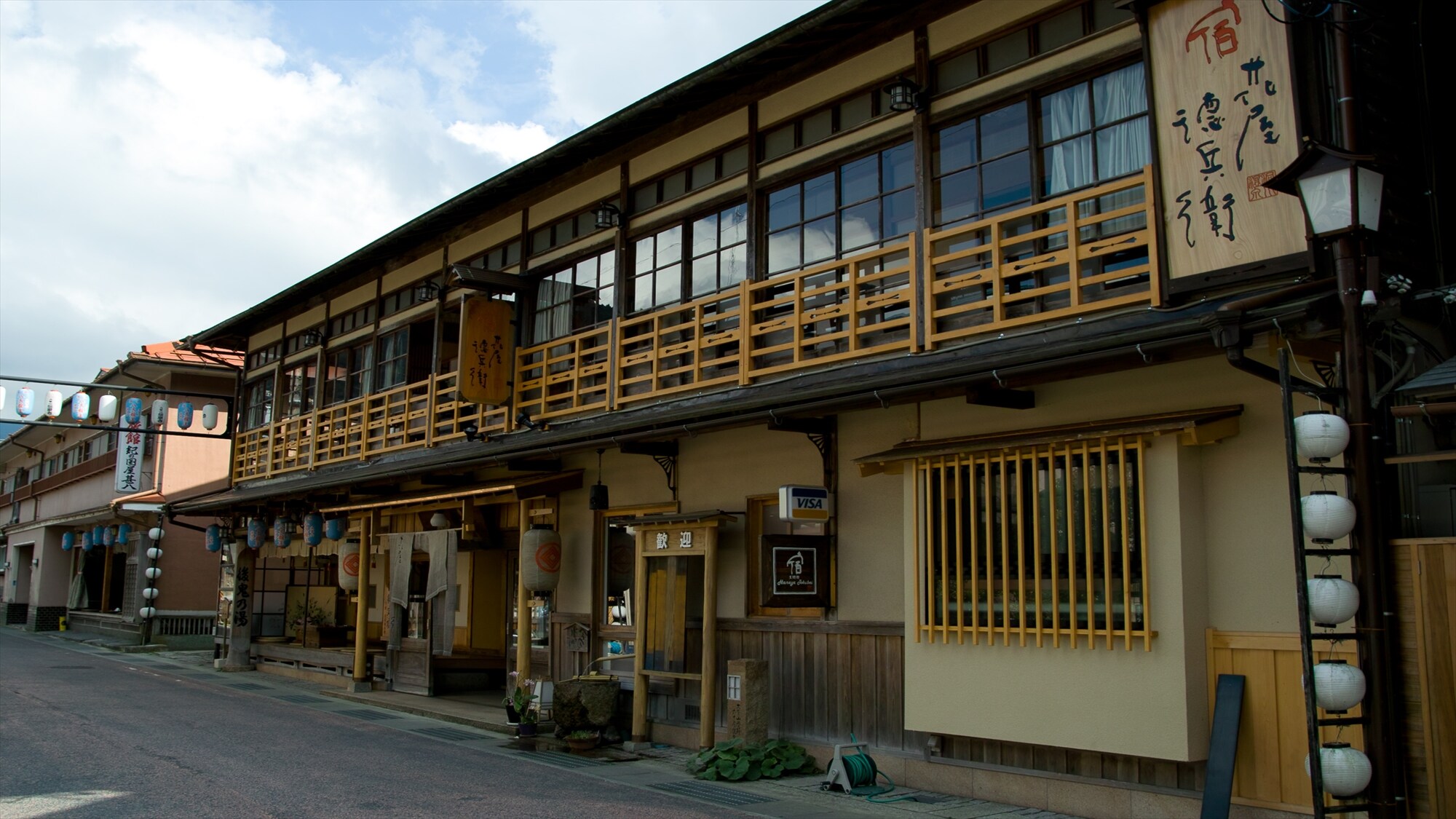 exterior