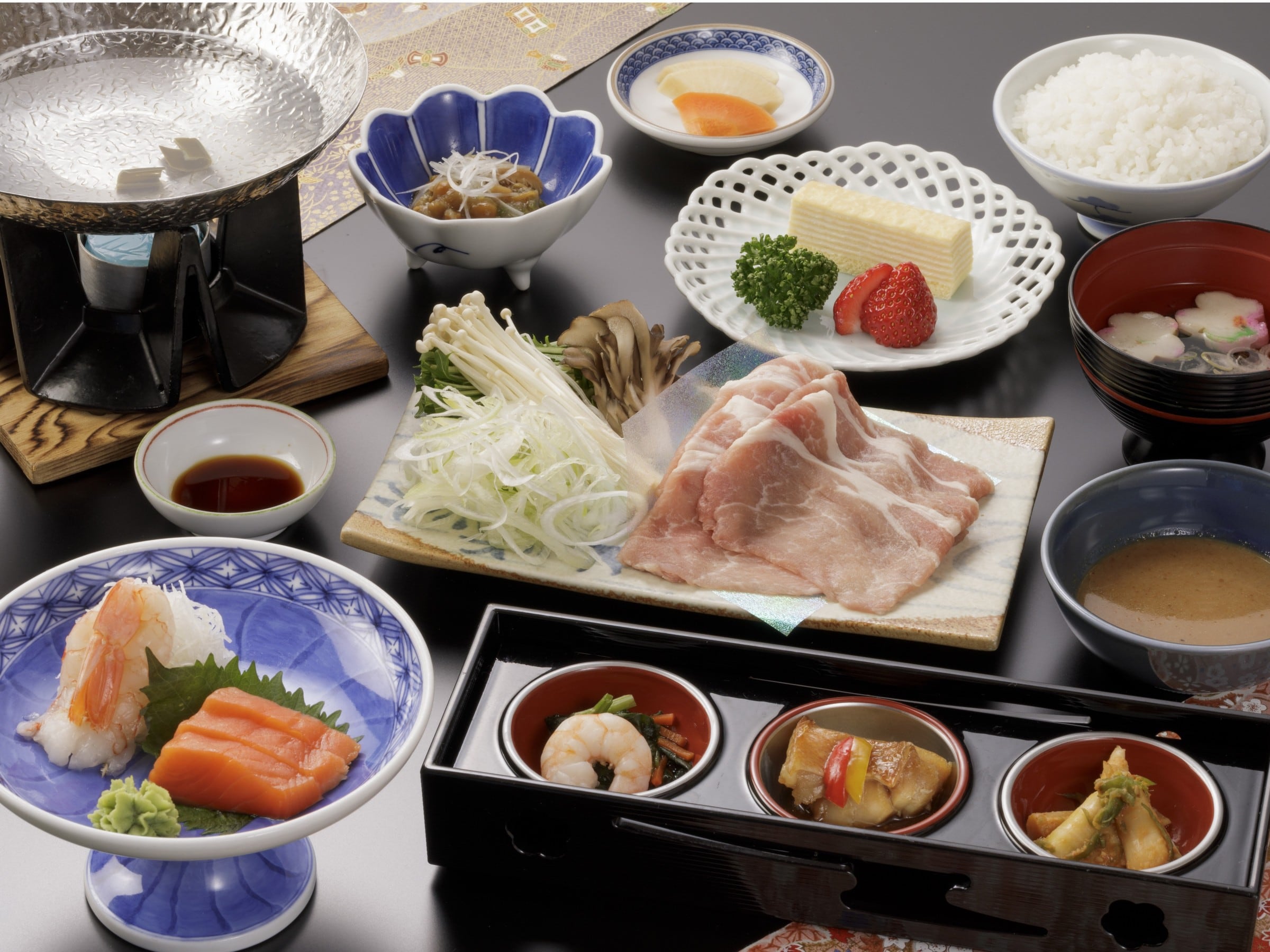 Lẩu shabu-shabu thịt lợn Yamato