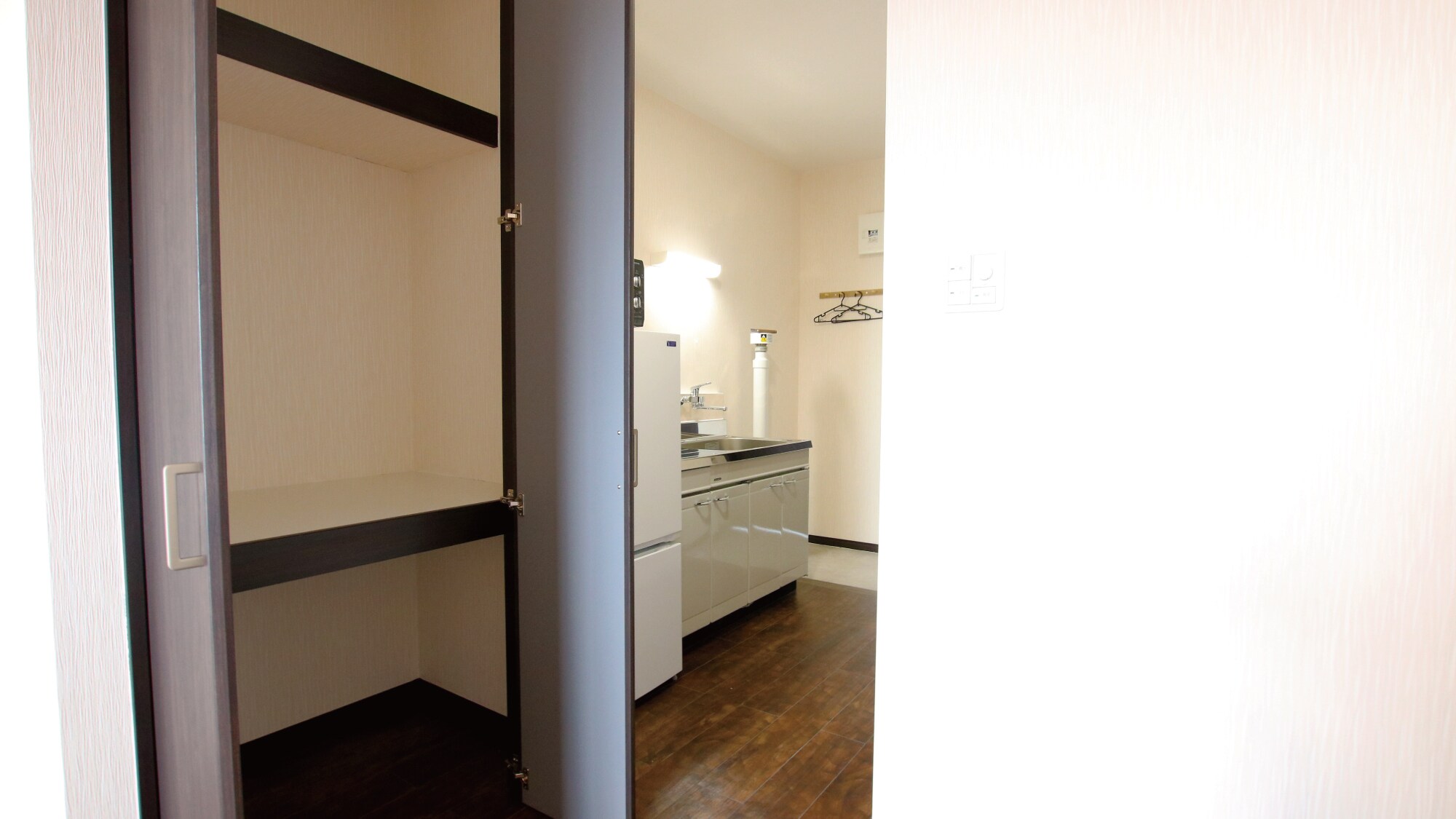 Gambar kamar tamu (standar twin)