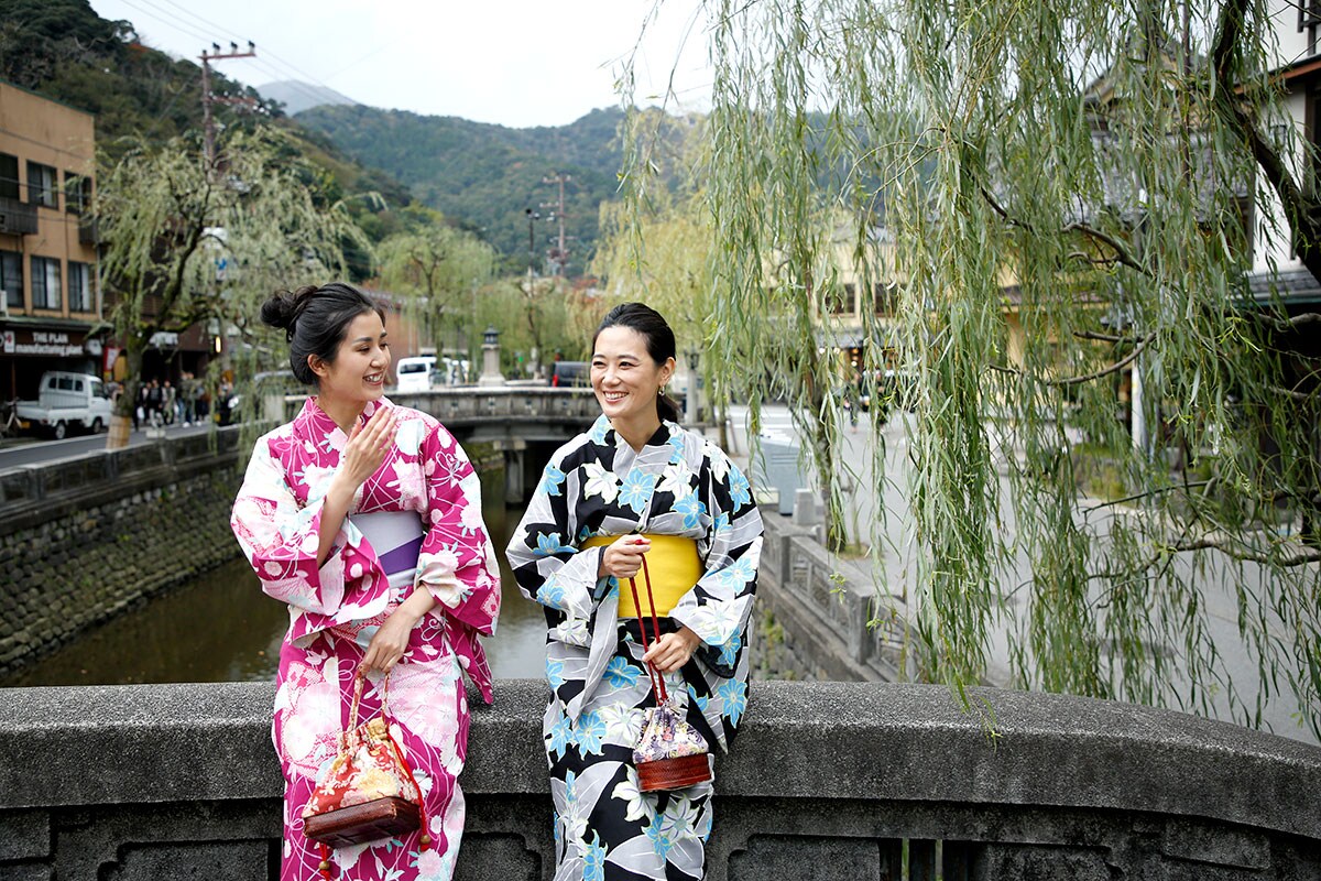 Yanagi-so is conveniently located for touring the outdoor baths.