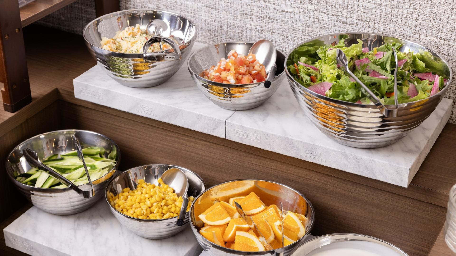 [Breakfast] Buffet table