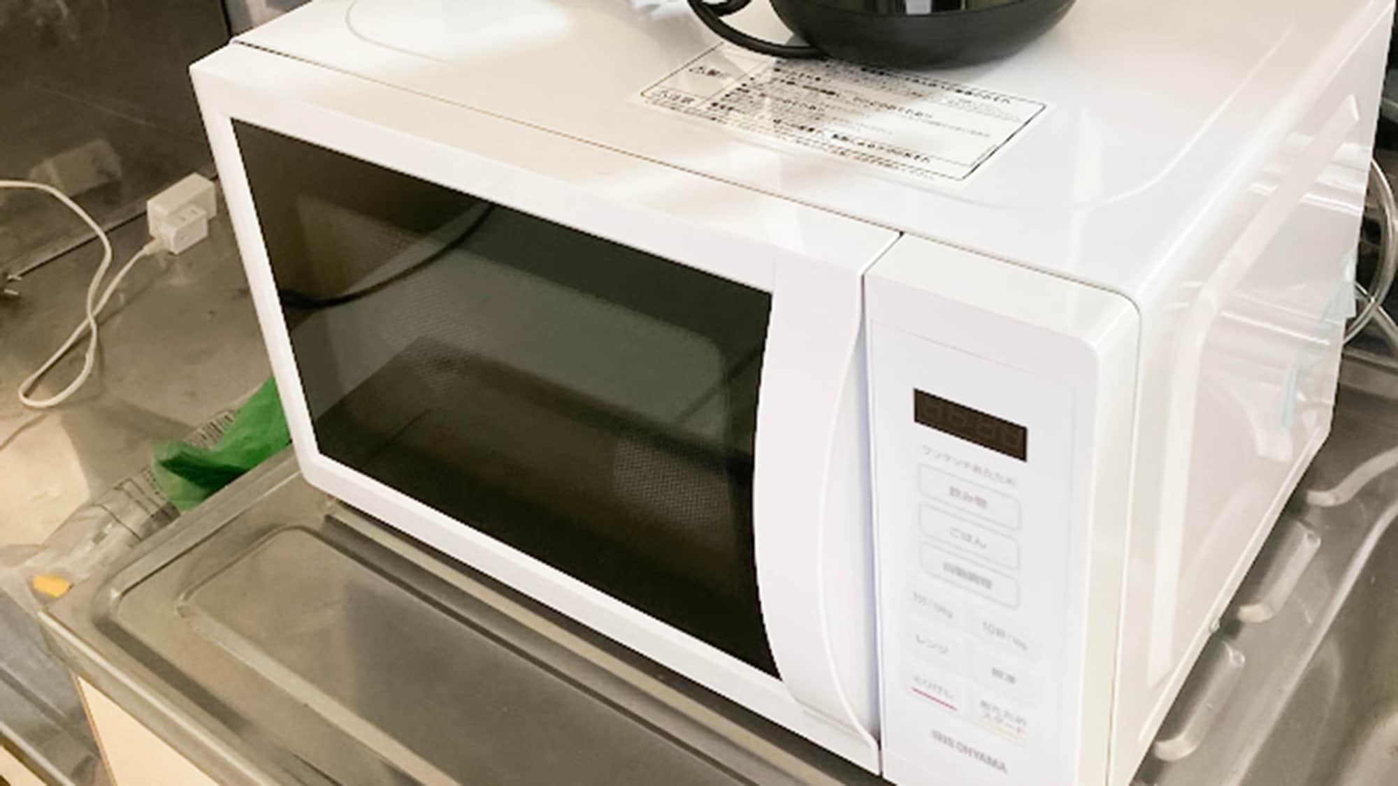 ・[Microwave] Equipped with a microwave, you can warm up takeaway lunches and side dishes.