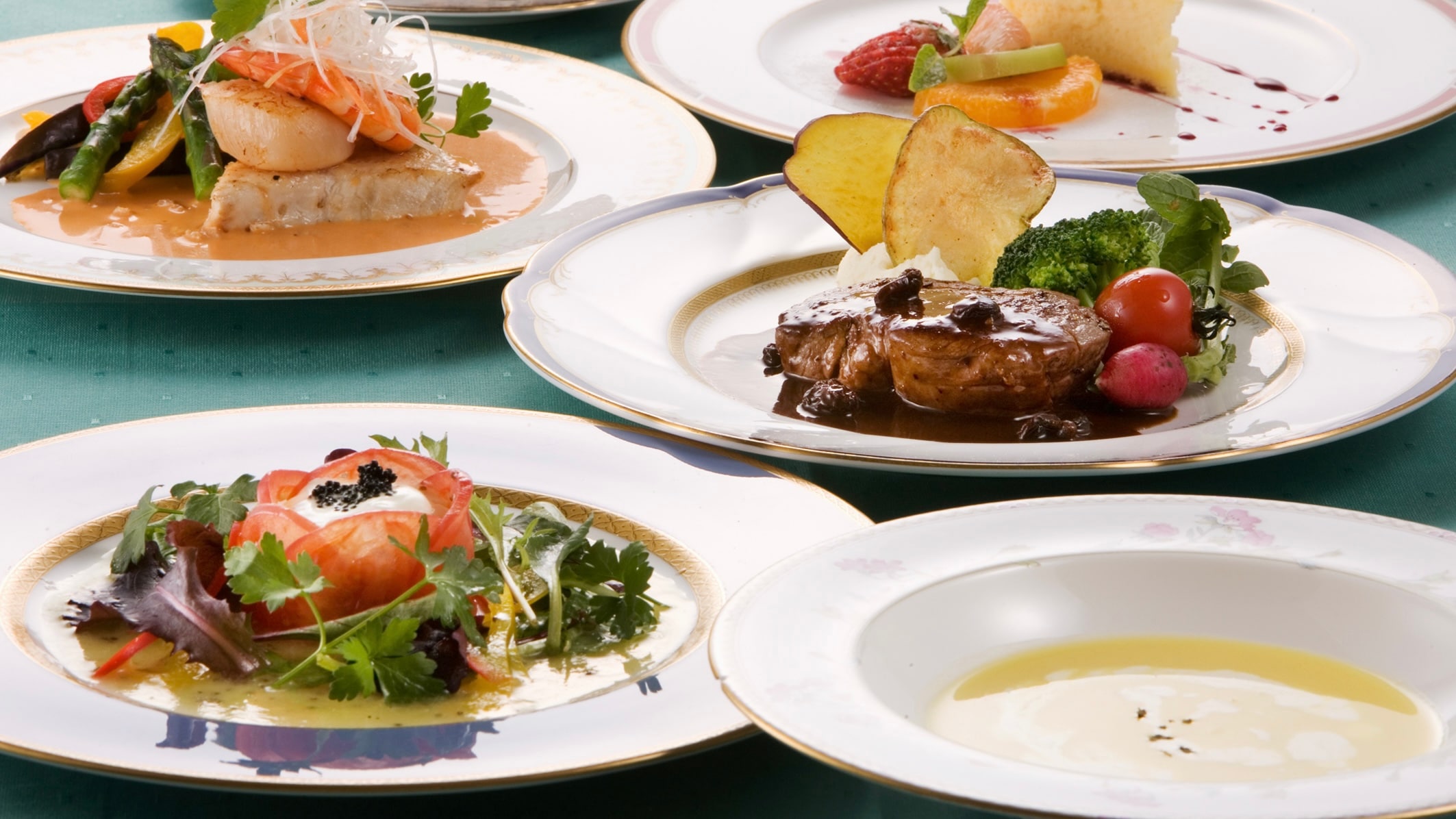 French cuisine at a ryokan♪