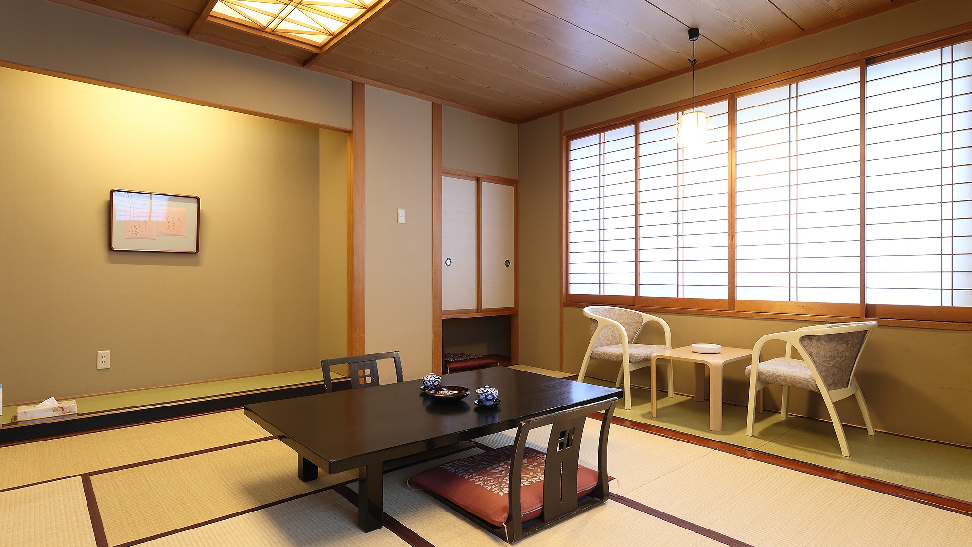 [Japanese-style room] Leave your room to us