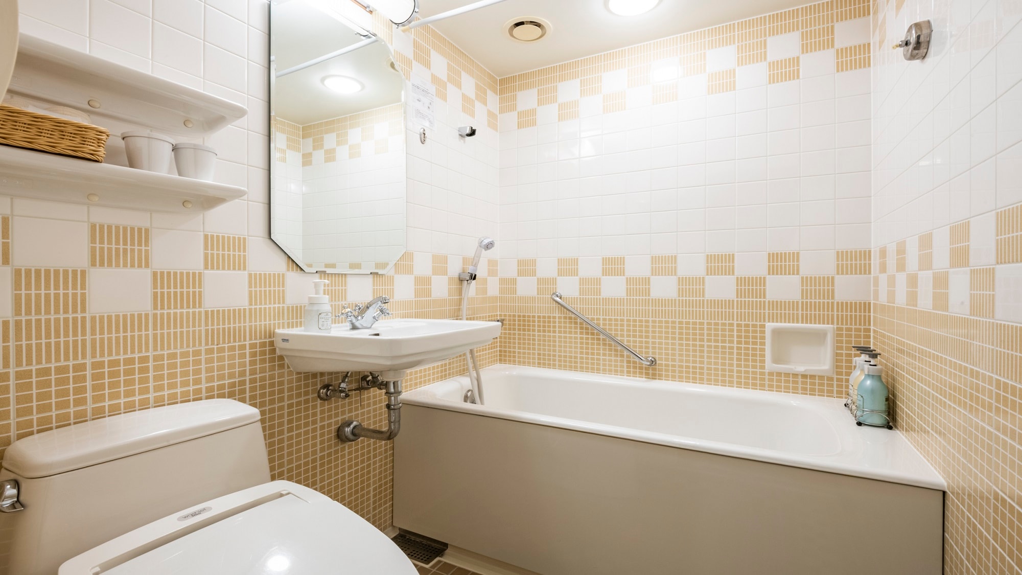 Unit bath