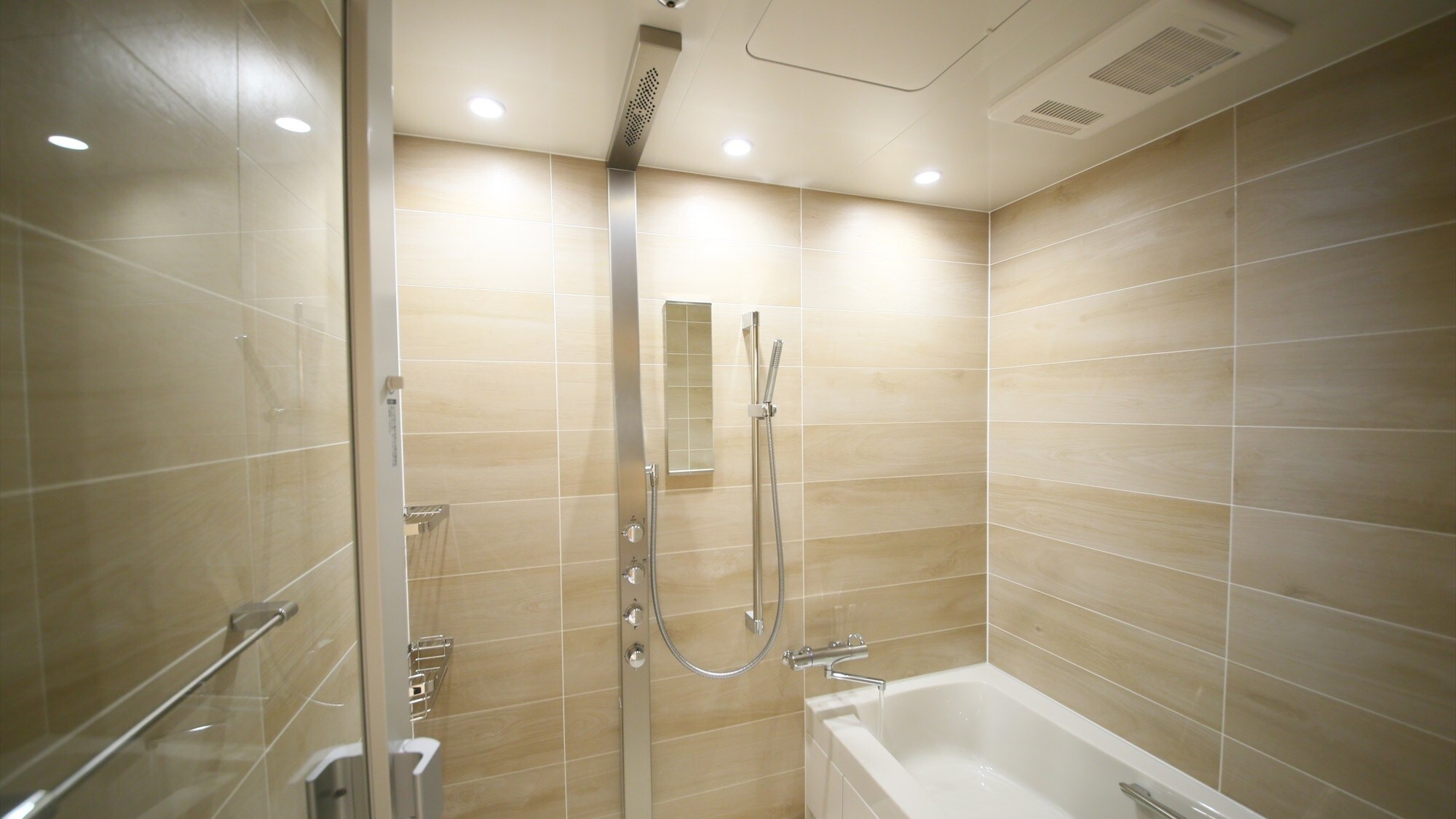 ◆Master Suite Double｜Pancuran di atas kepala dan pancuran yang sulit dialami di rumah