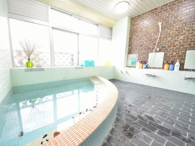 Men's bath
