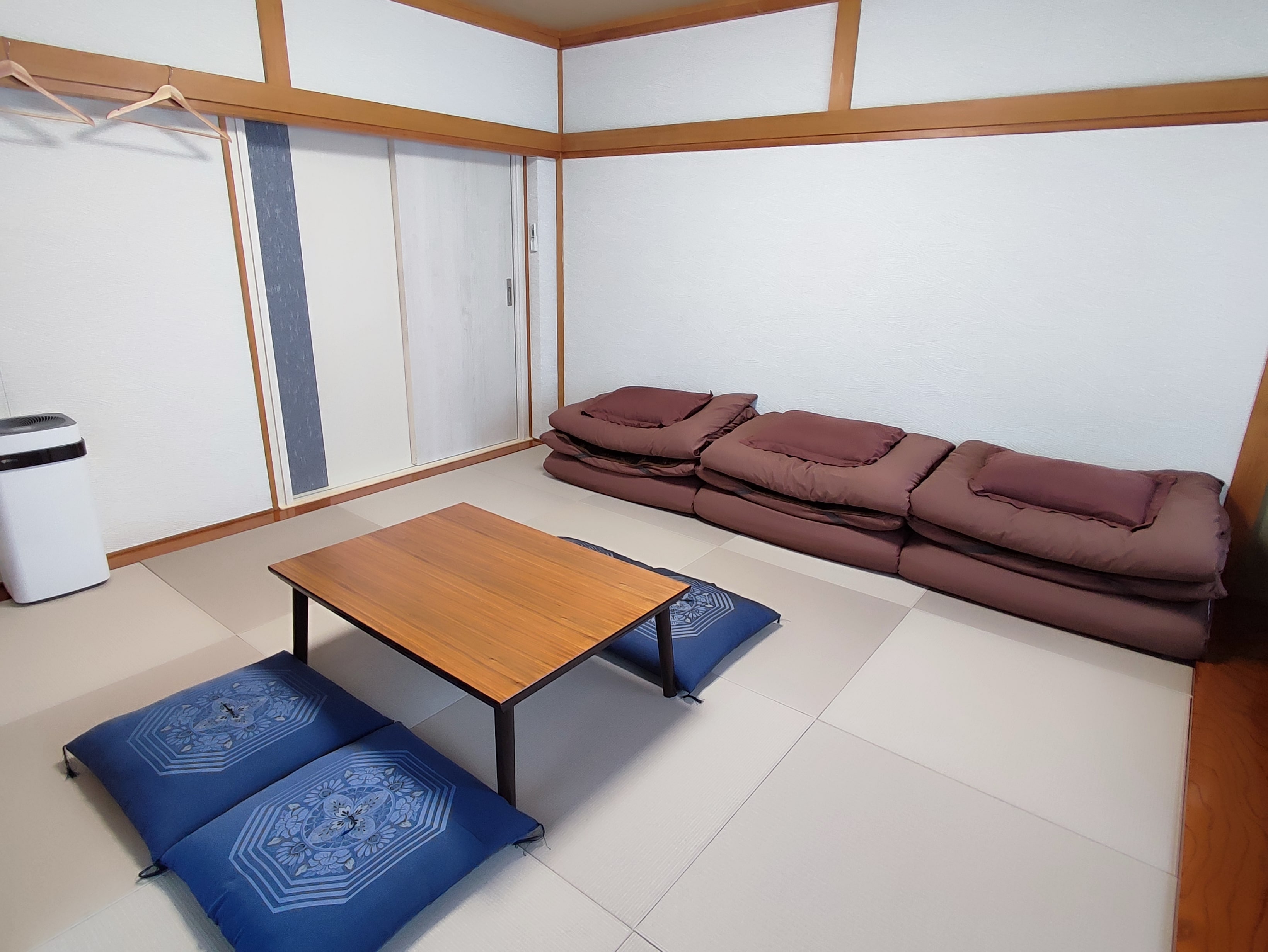 Japanese-style room