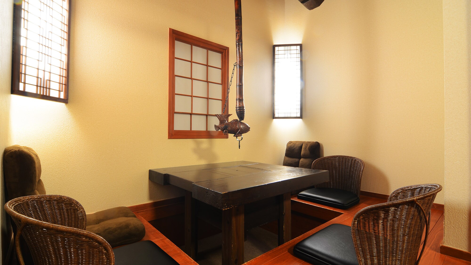 ・[Yotoku-] Kamar sebelah