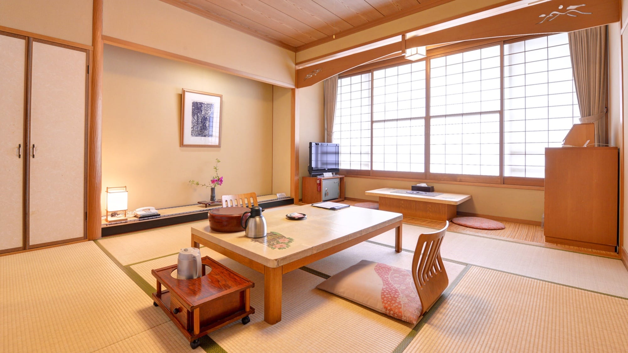 *8 tatami Japanese-style room (example of guest room)