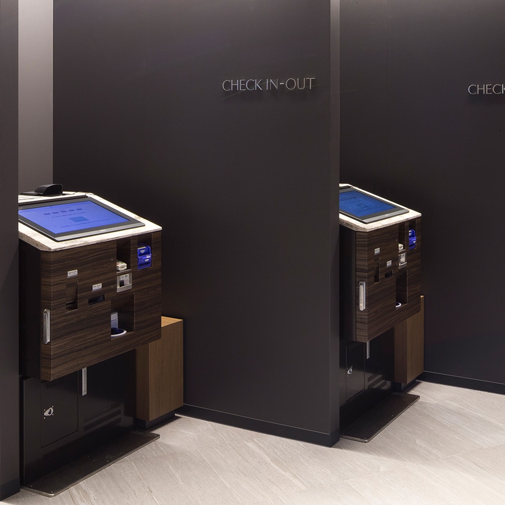 Automatic check-in machine * Concierge will support you