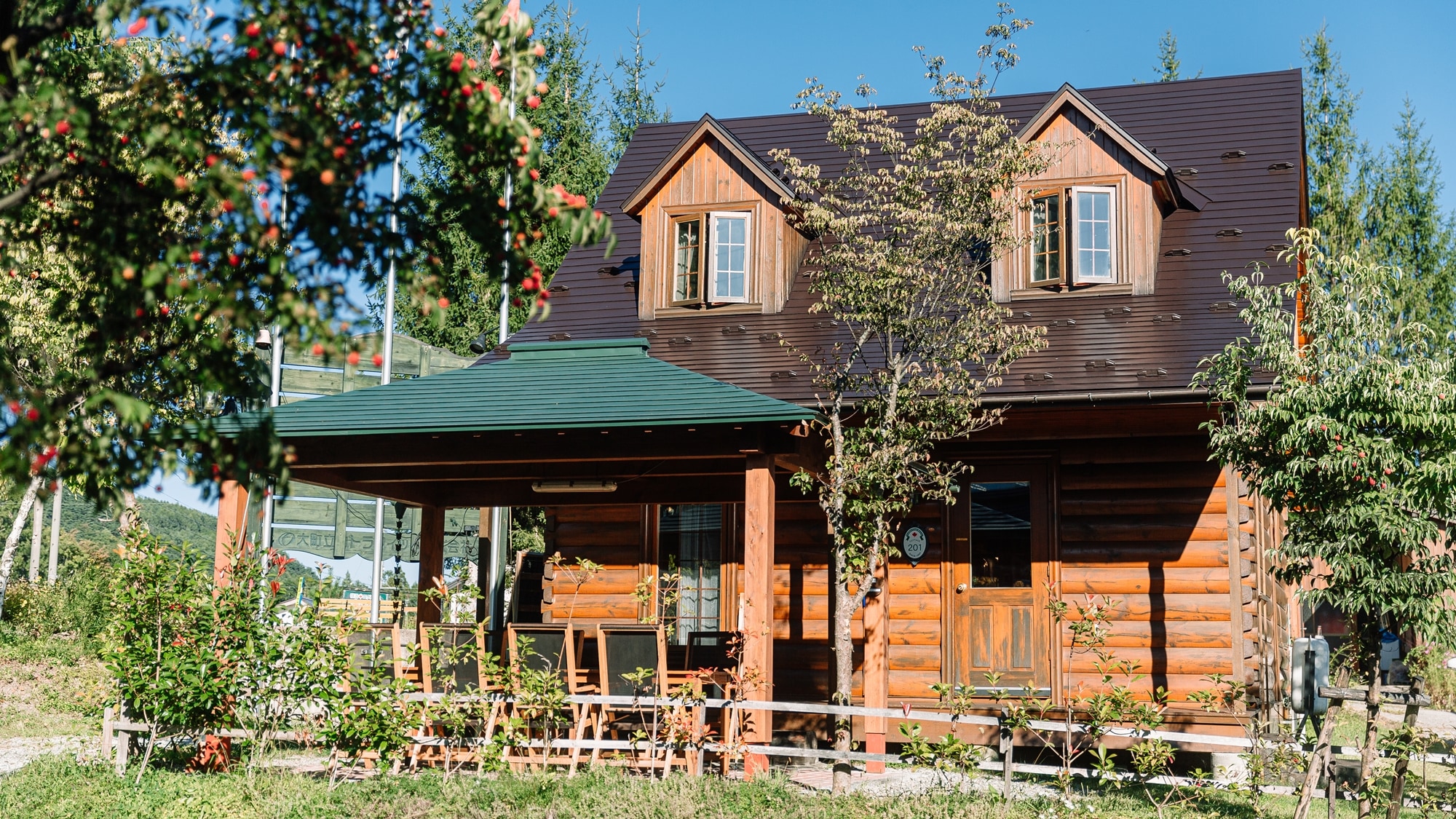 Appearance of spacious two-story cottage