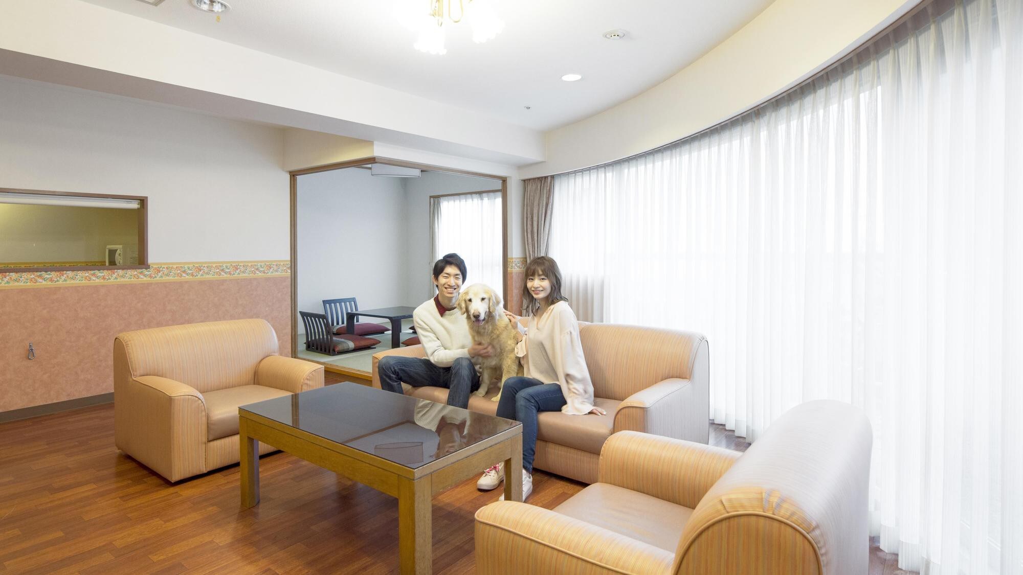 [Royal Suite] Living space