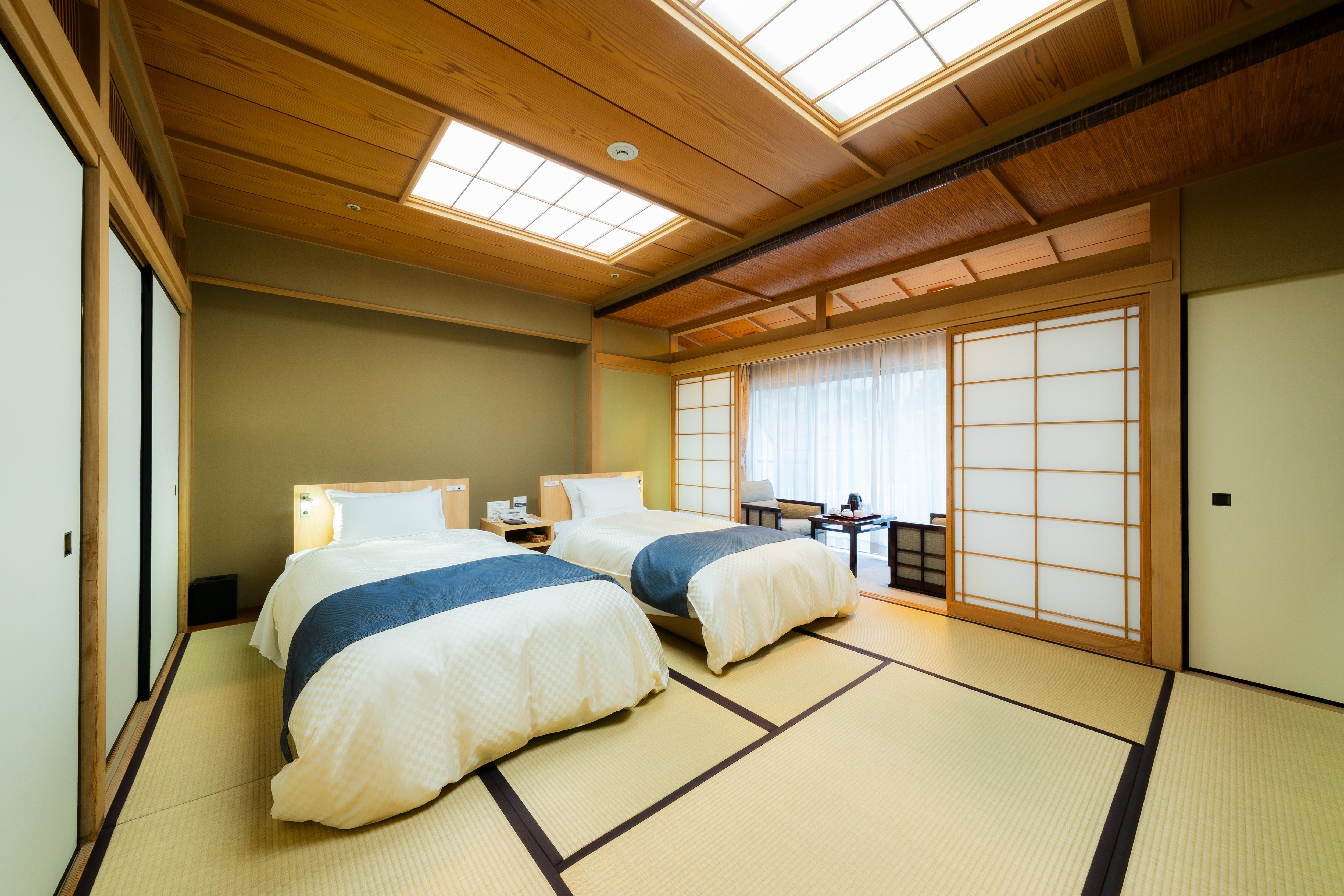 [NEW] Japanese-style room with bed
