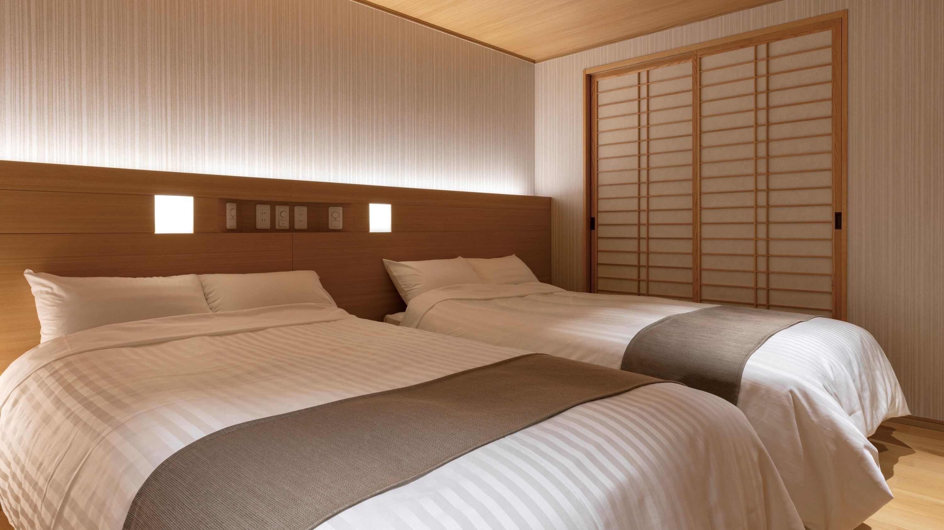Bedroom on the premium floor "Luxury Suite"