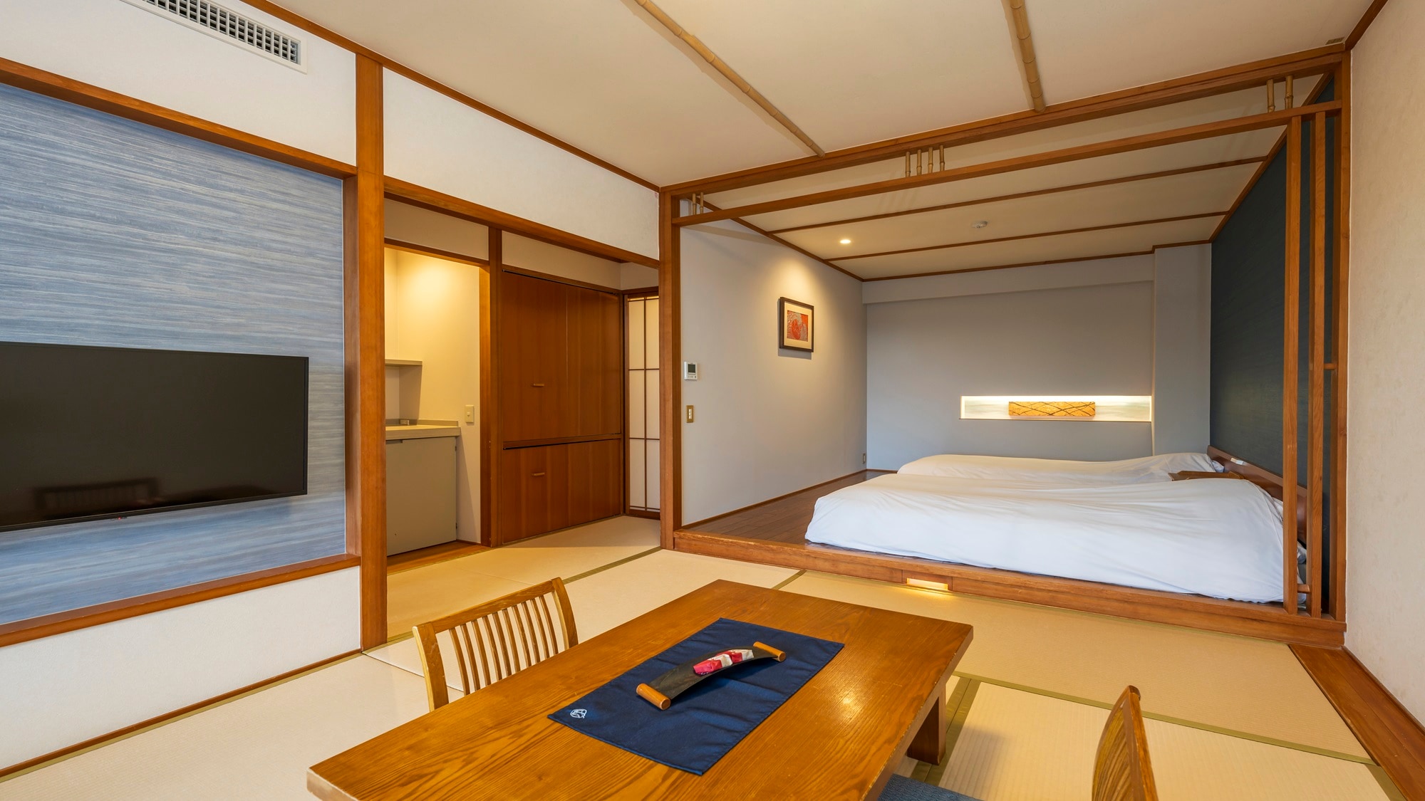 [Nami no Sho/Japanese-Western style room/view: garden/boiled water]