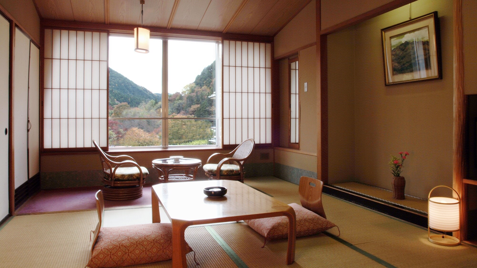 Japanese-style room (8 tatami mats)
