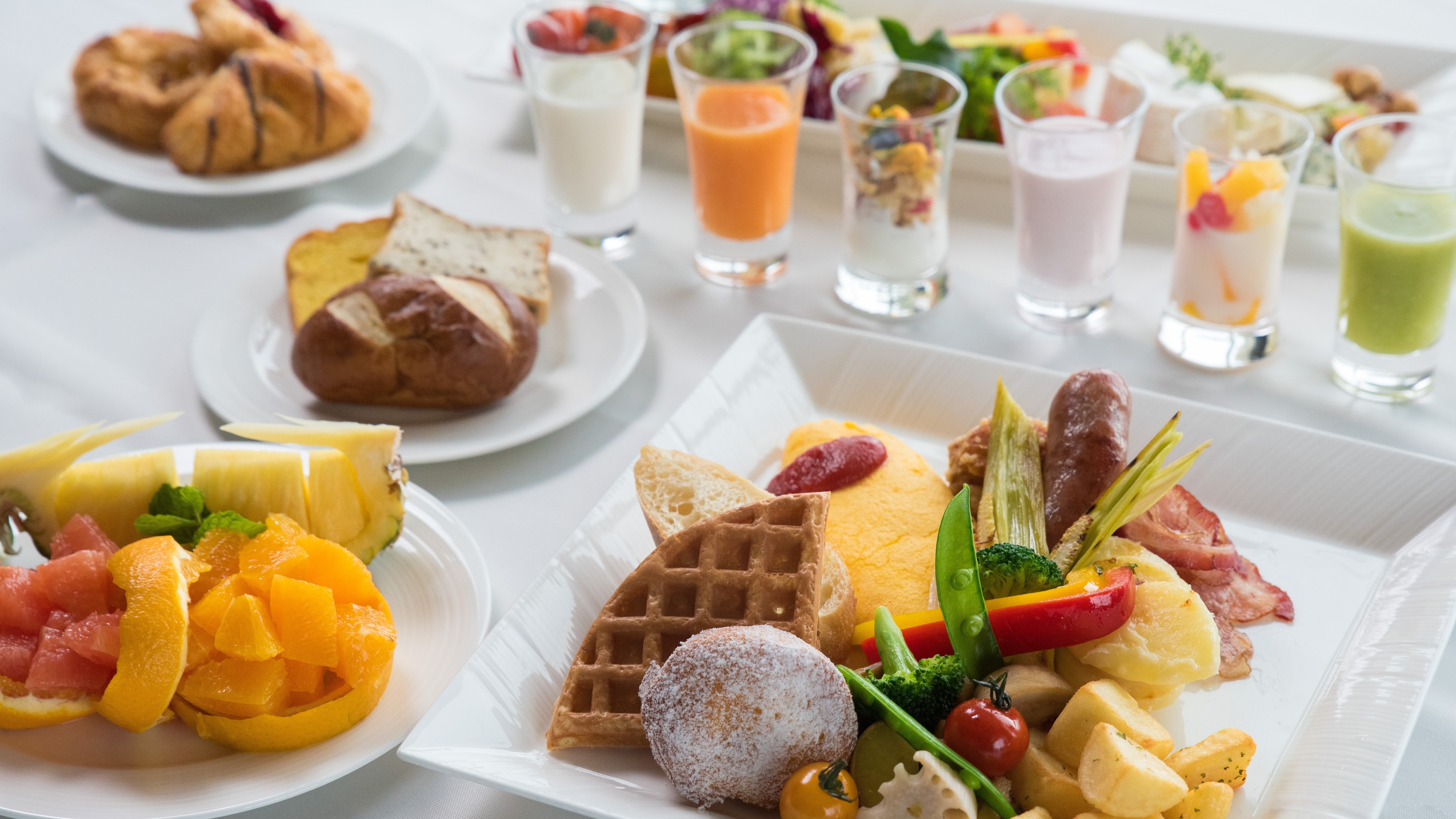 【早餐】也有日式料理。