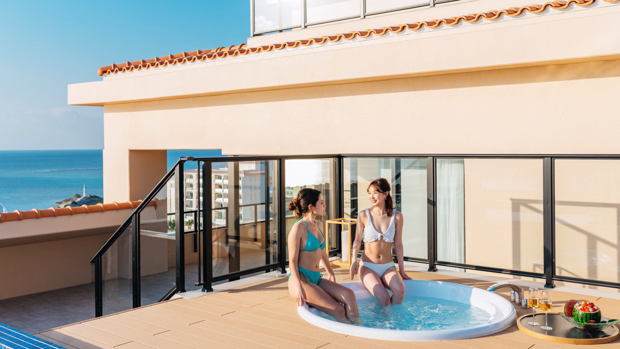[Guest room] Executive Pool Suite Balcony (77.5 square meters)