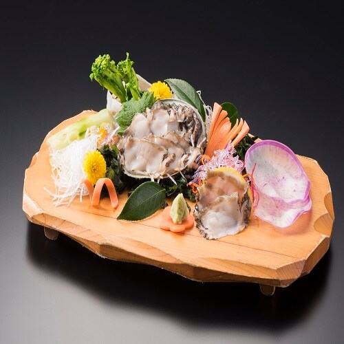 Sashimi bào ngư (cá sống thái lát)