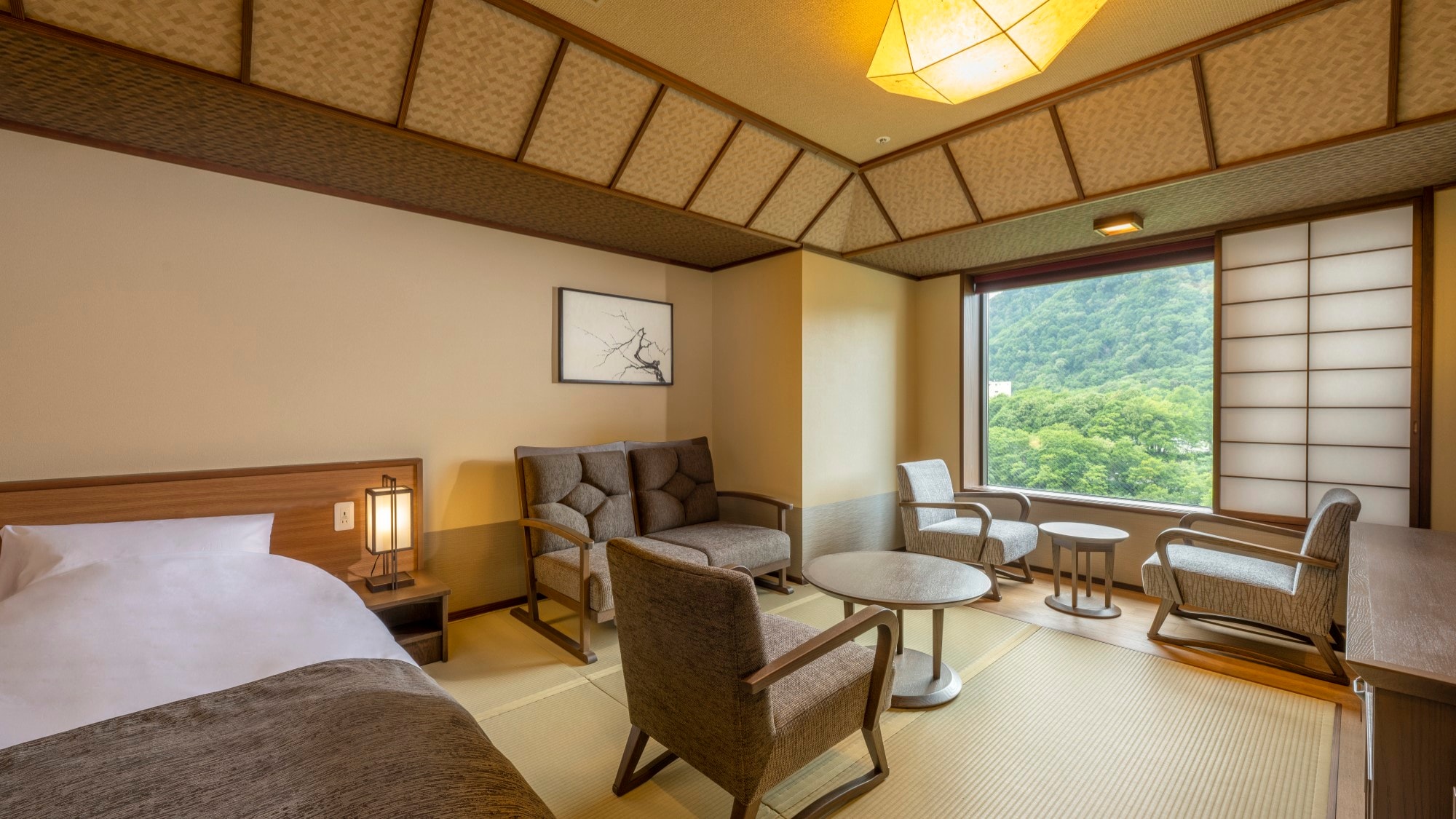 [Ba người] Kích thước giường: 1000mm x 2000mm, 2 giường (phòng ngủ) + 1000mm x 1950mm x 1 giường
