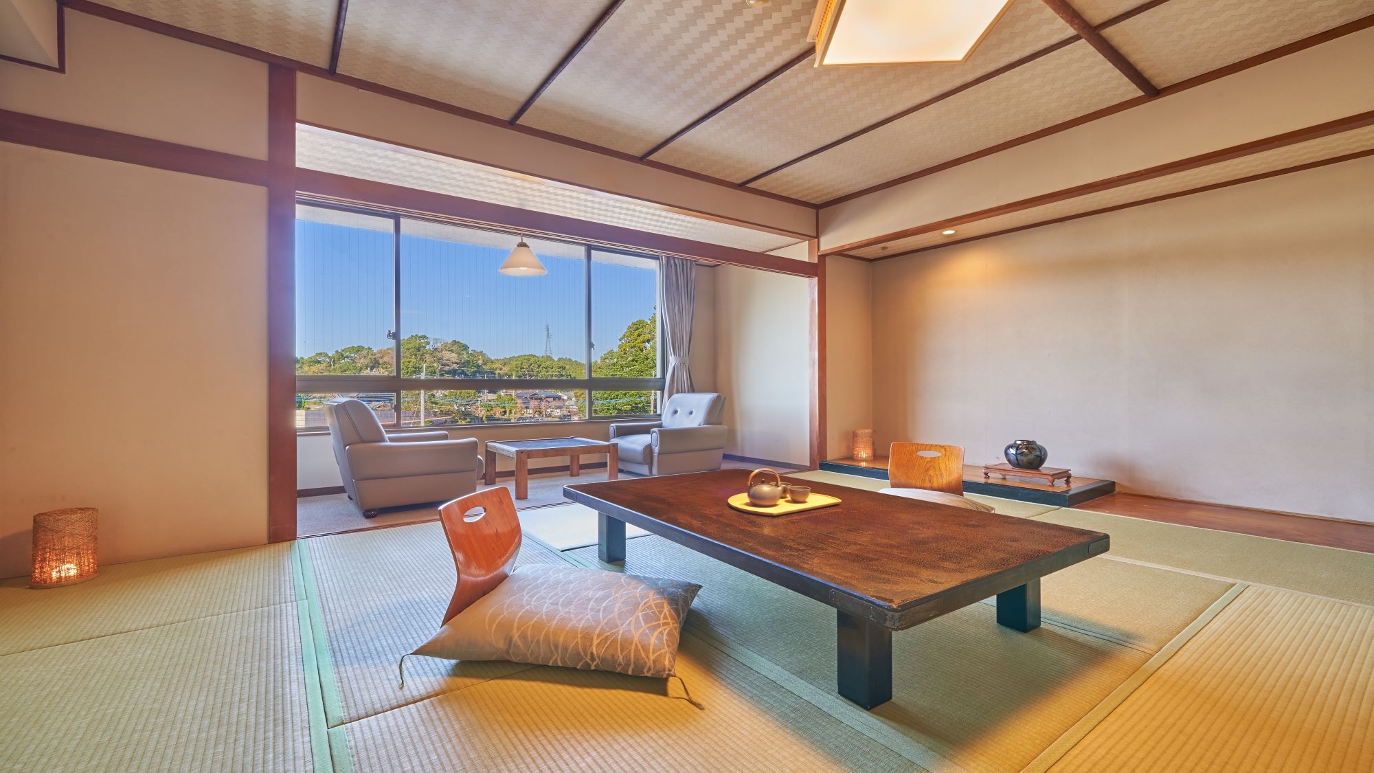 Standard Japanese-style room *An example of a guest room