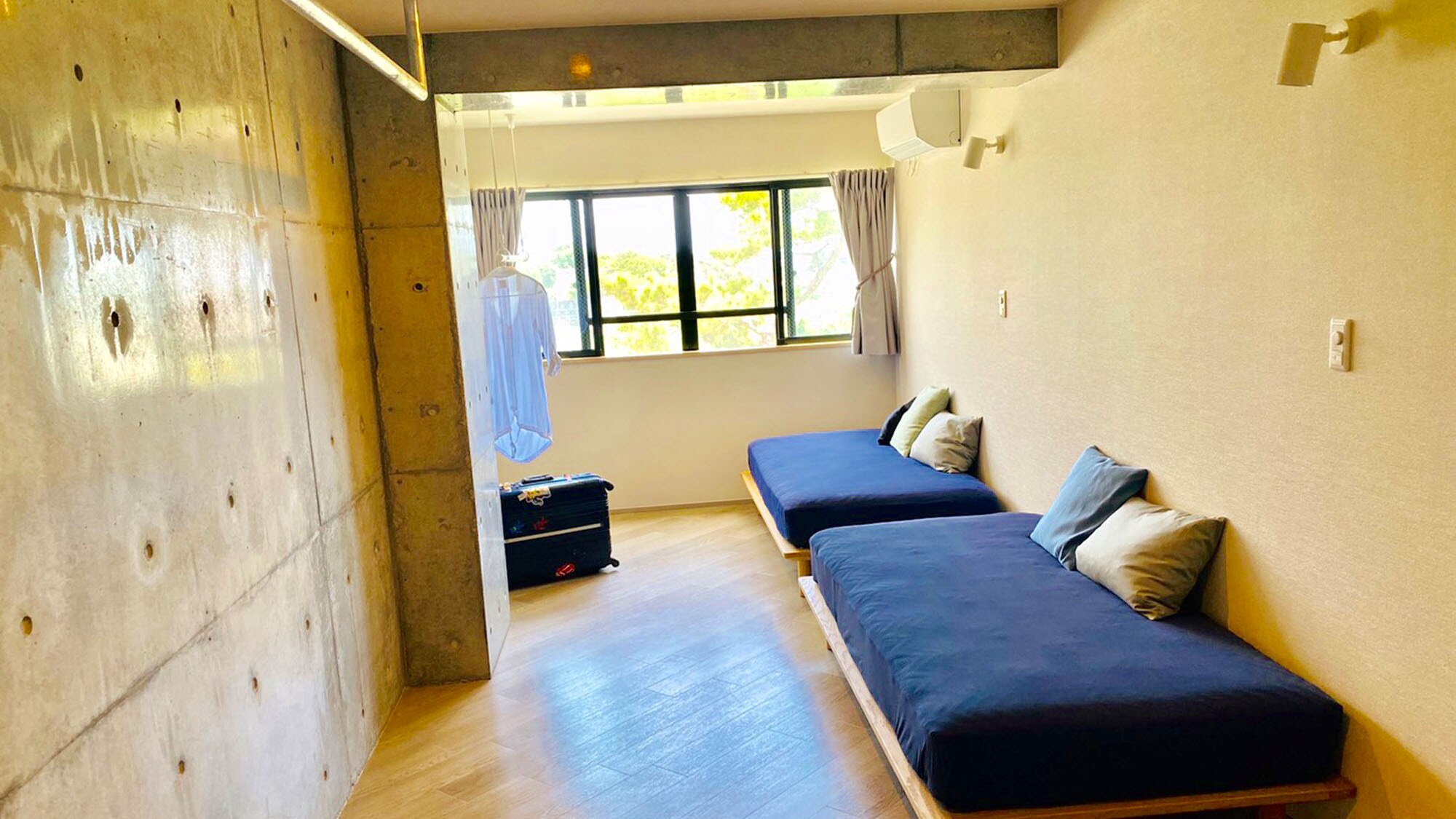 2nd floor bedroom