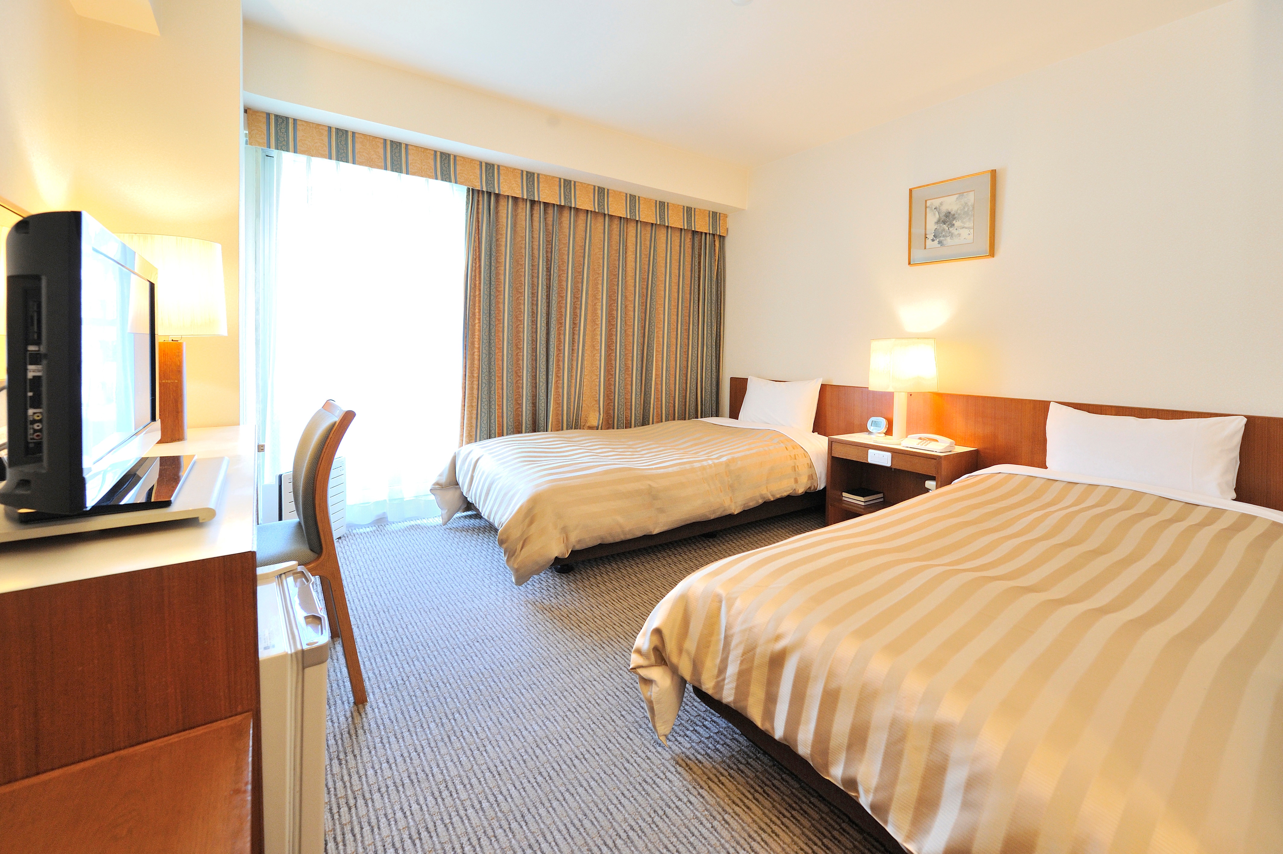 Guest room Twin room (example) 18㎡-23㎡ Bed width 100cm