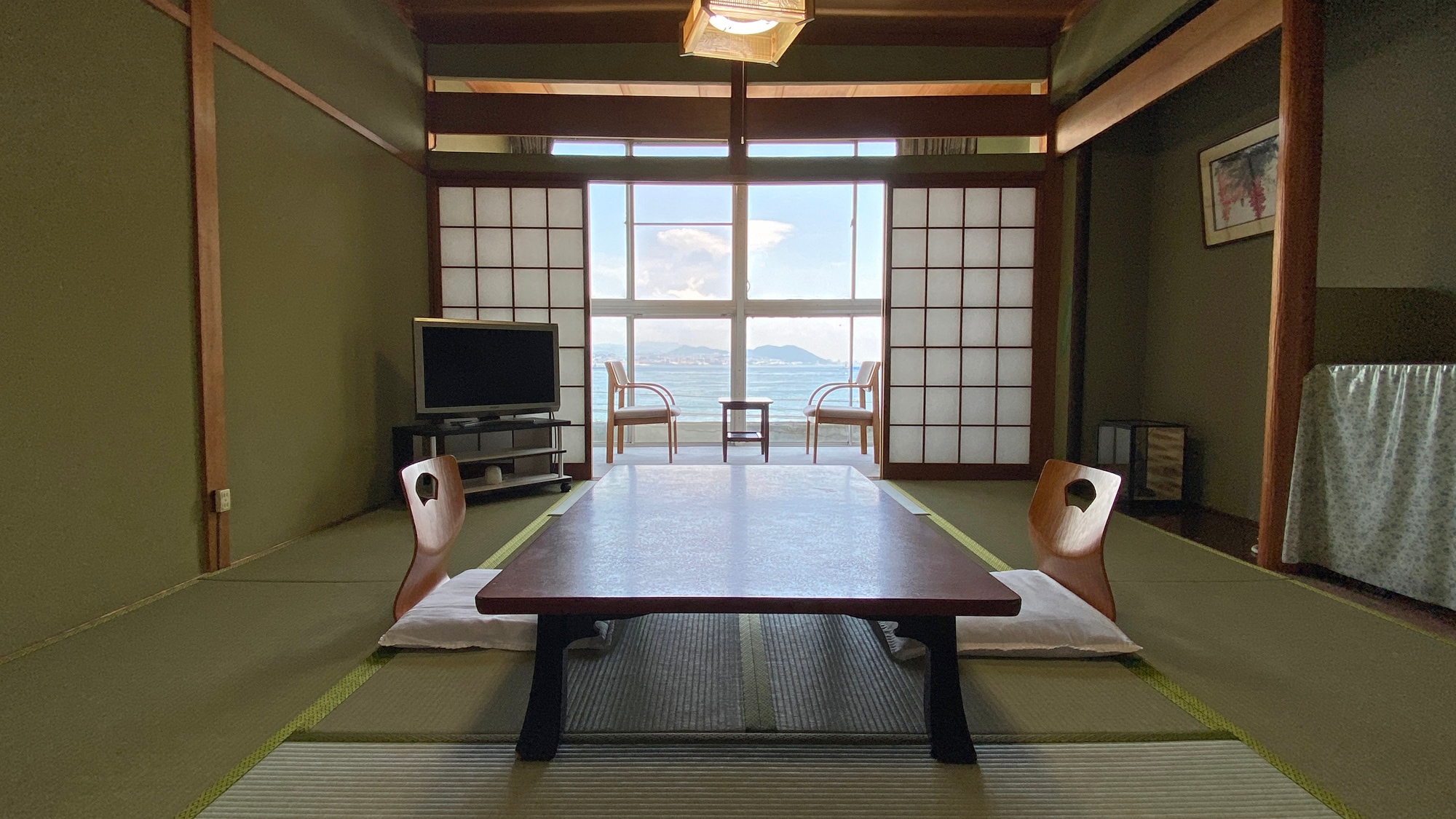 [Annex] You can see the Seto Inland Sea from your room.