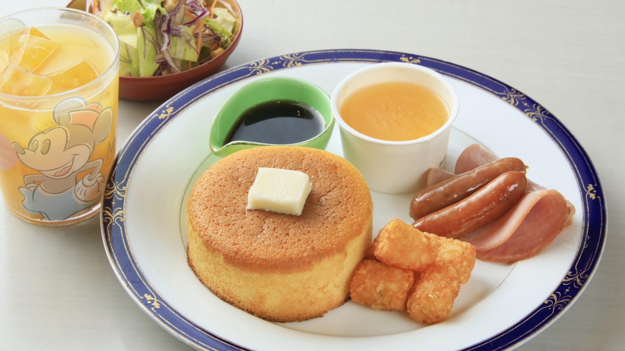 【조식】 어린이 아침 식사 예 | 어린이가 좋아하는 팬케이크, 윈너가있는 양식의 아침 식사입니다