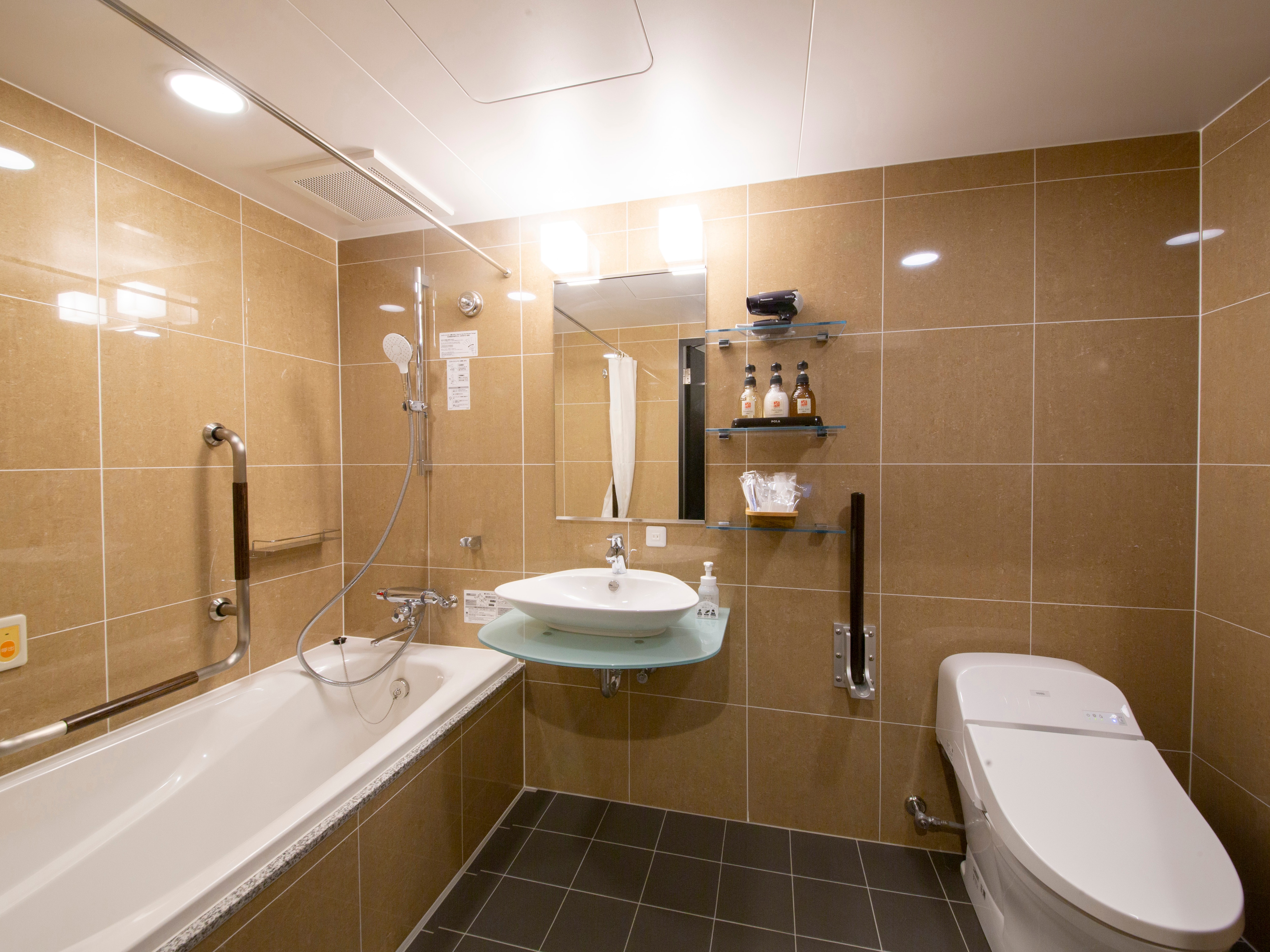 [Guest room] Unit bath (deluxe double)