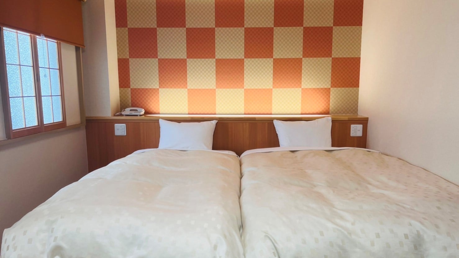 附上床做好萊塢雙胞胎♪(日本雙胞胎)