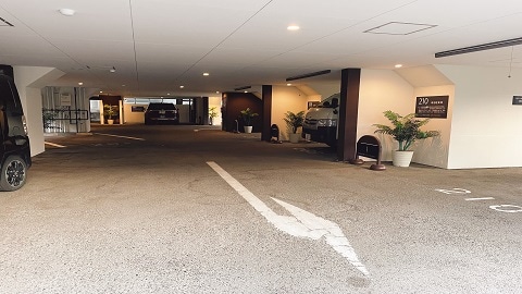 酒店停車場