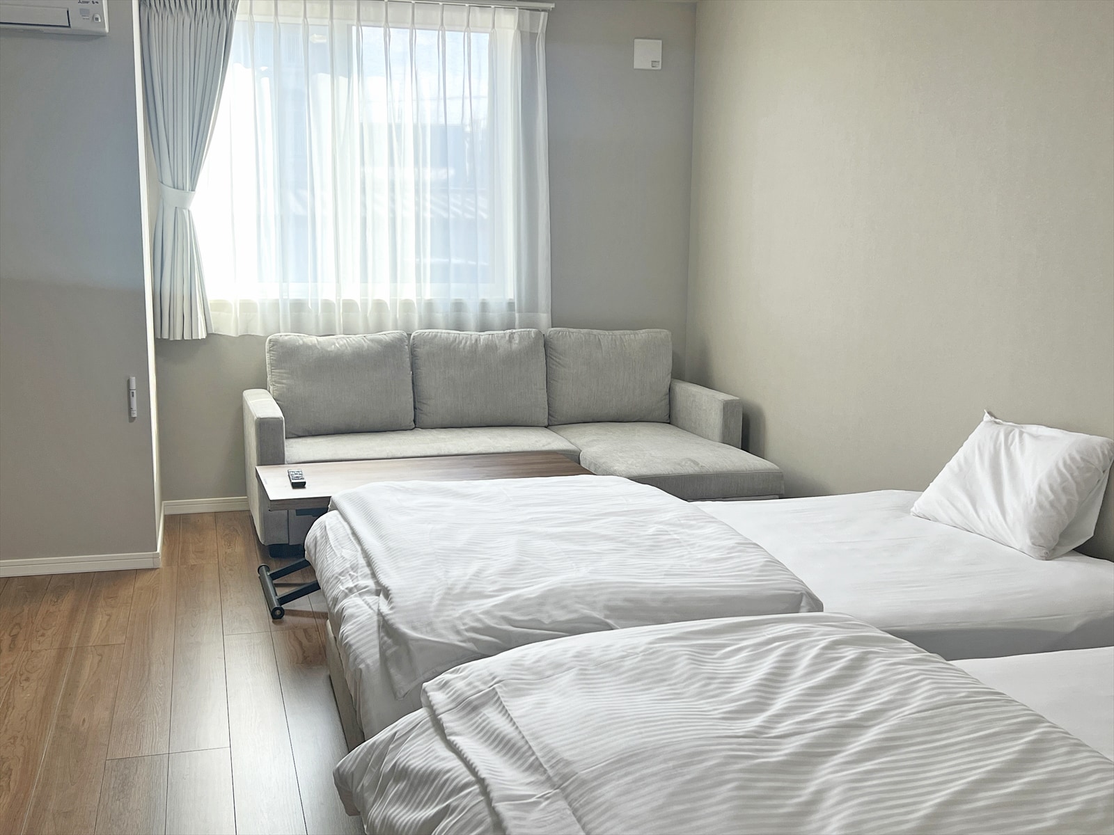 Room 1