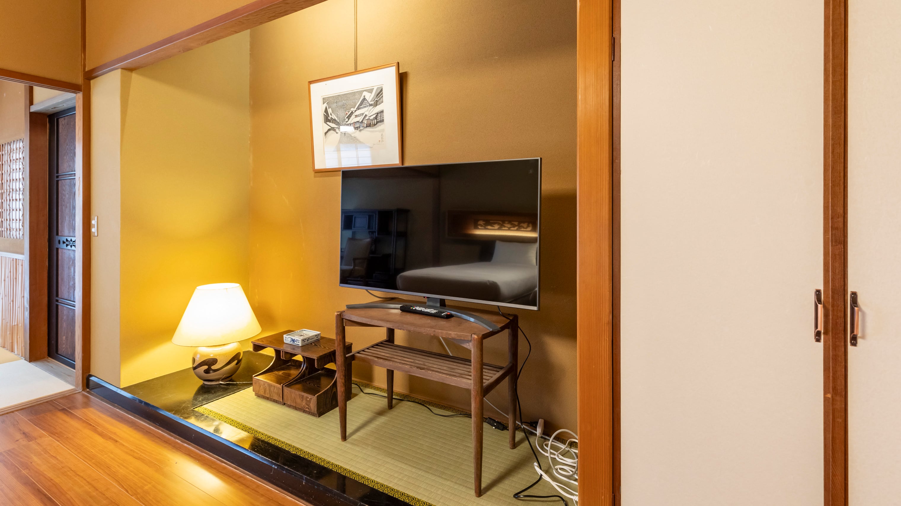 [Non-smoking] Observation garden, 8-10 tatami Japanese-style room with toilet