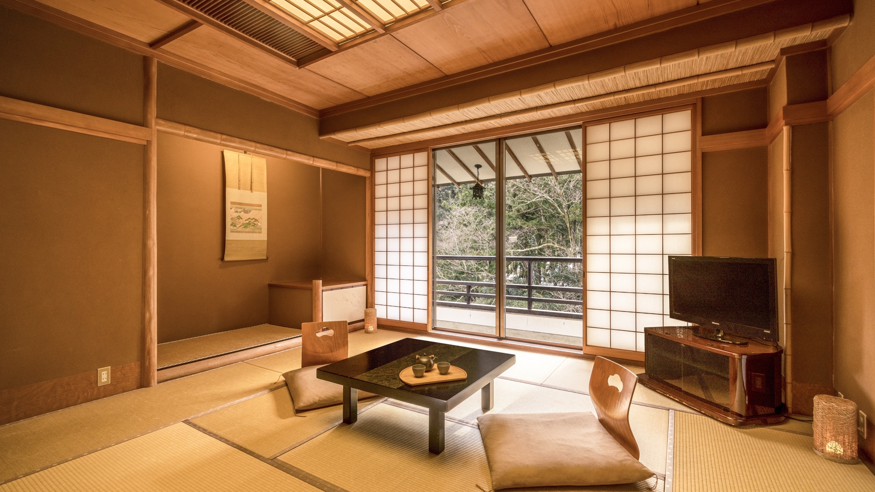 Superior Japanese-style room, 2 rooms, 10 people capacity *Example of guest room